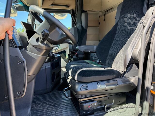 Vrachtwagen met bakwagen MERCEDES-BENZ ACTROS 1840 L Koffer 7,30 m LBW 1,5 T + 2.Liegen