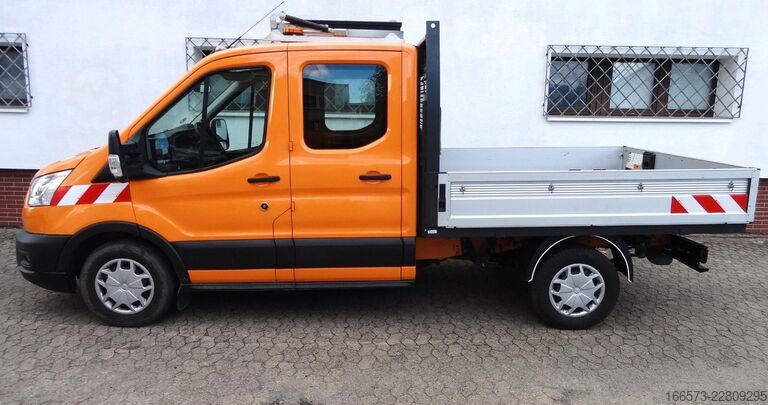 Pick-up bestelwagen FORD Pritsche 350 L2 Doka mit Vorwahntafel