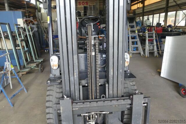 Doosan gázüzemű targoncák - 3 t DOOSAN G30