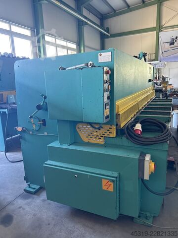Hydraulische guillotineschaar SIMAT SST 3006