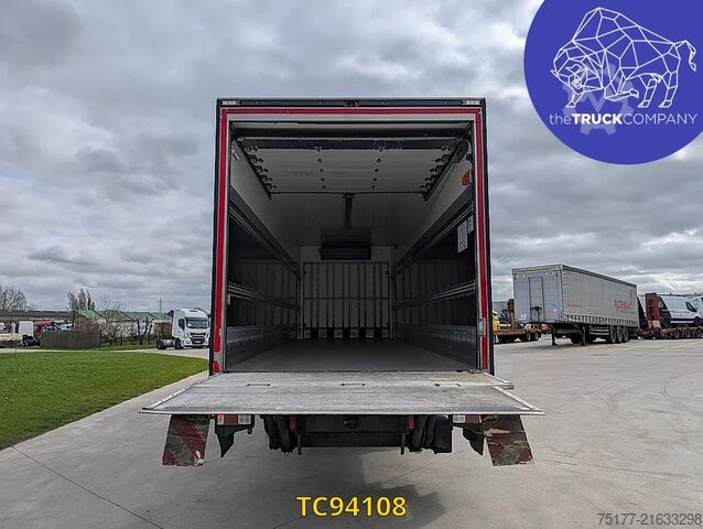 Hladnjača i zamrznuti transport Renault D 320