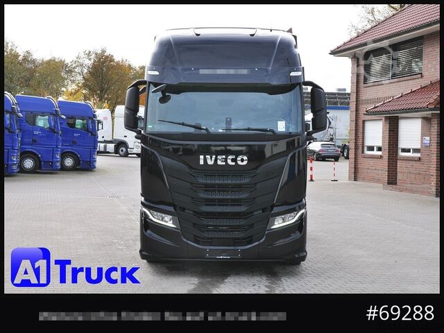Tractor estándar IVECO 2 x AS 440/460 Stralis, Retarder, LNG, Gas,