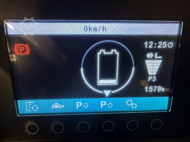 Chariot élévateur électrique à 3 roues Jungheinrich EFG 216k - TRIPLEX 6 m