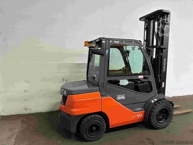 Diesel Forklift Toyota 52-8FDJF35 - TRIPLEX - NEUWERTIG