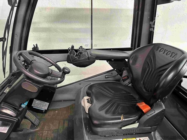 Diesel Forklift Toyota 52-8FDJF35 - TRIPLEX - NEUWERTIG