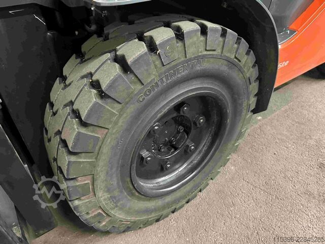 Diesel Forklift Toyota 52-8FDJF35 - TRIPLEX - NEUWERTIG !!!