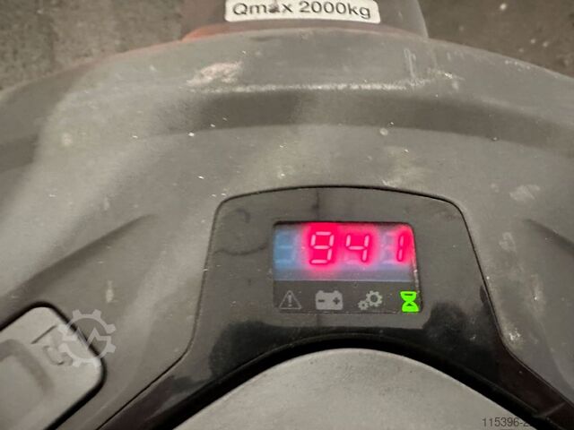 Electric Pallet Truck Toyota LWE 200