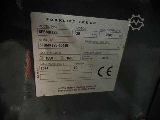 Electric 4-wheel forklift Toyota 8FBMKT25