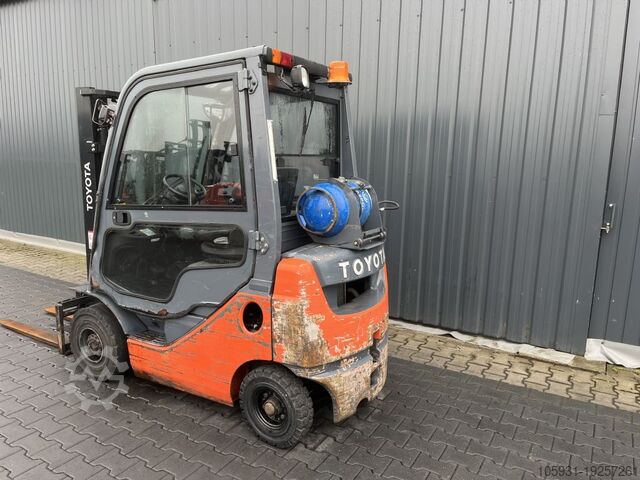 Treibgasstapler Toyota 8FGF15