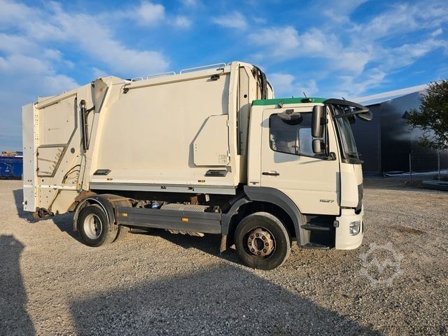 Vuilniswagen MERCEDES-BENZ 1527 Müllwagen, Geesinknorba 13H25, 2 Kammern