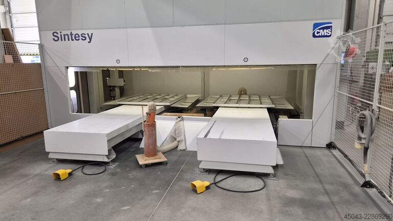 5-assig CNC bewerkingscentrum CMS S.p.A. SINTESY 4323 MPT