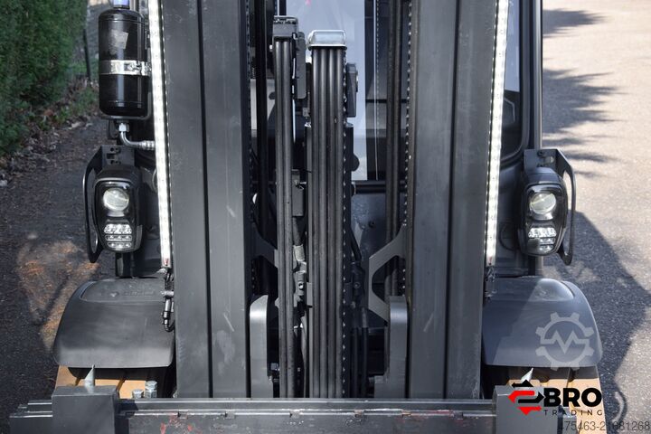 Forklift Linde X30-01 Li ion 5 Hydr. valves