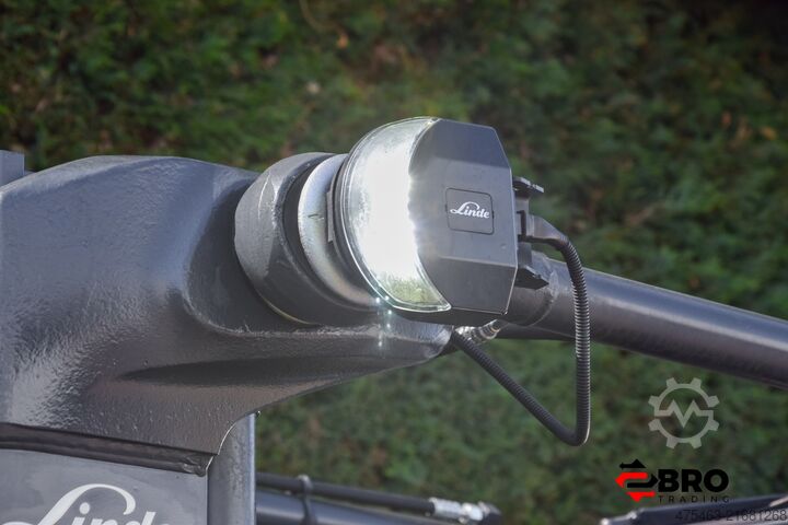 Forklift Linde X30-01 Li ion 5 Hydr. valves