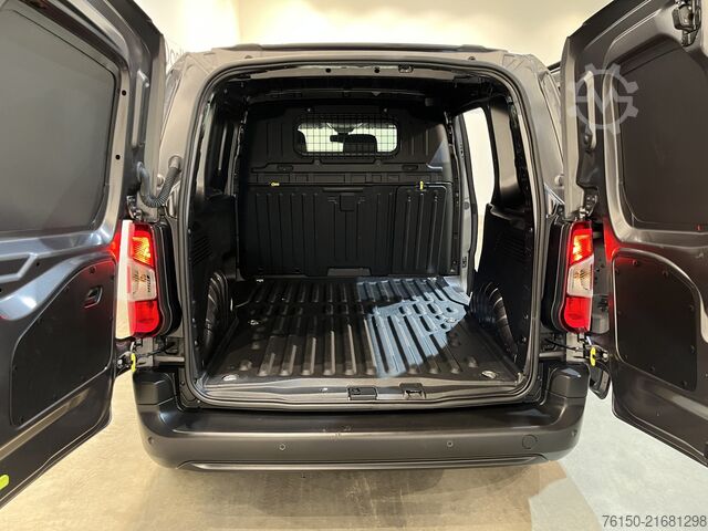 Yüksek tavanlı istasyon vagonu Toyota PROACE CITY 1.2 L1 130 PK Benzine Automaat / Ai...