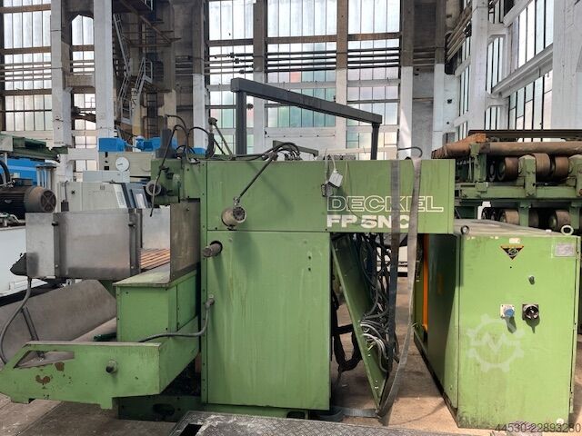 Fresatrice per utensili DECKEL FP5NC Dialog 4