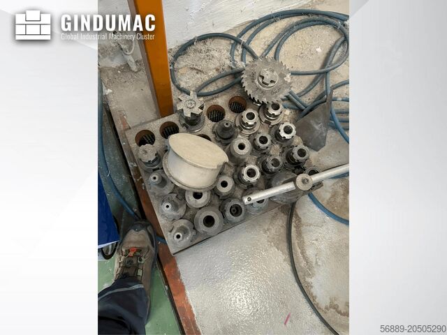 Centro de usinagem vertical DECKEL DMC 835 V