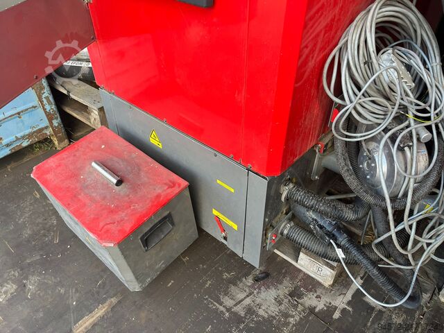 Sistem grejanja 2 x Hargassner 110 kW Hackschnitzelkessel (2 Stück verfügbar)