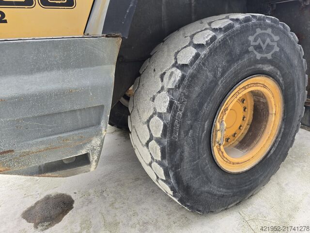 Ładowarka kołowa L556 - 13 187 motogodzin Liebherr L556-454 2plus2