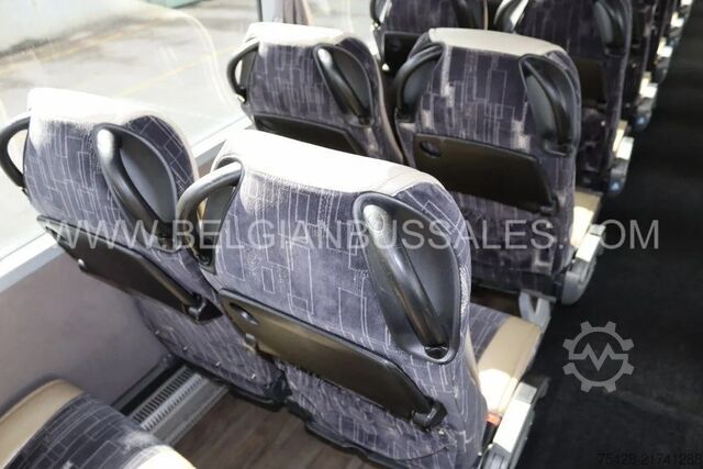 Autobus Van Hool EX17 H / 17RHD / 517HD/ R08