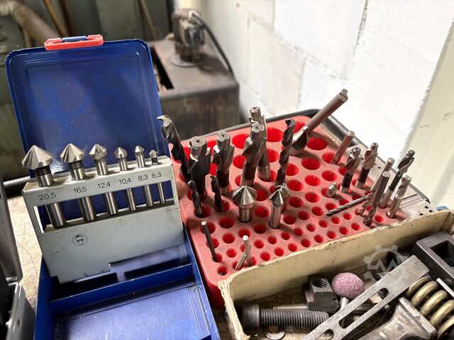 Carro de taller con contenido Workshop Trolley with Contents