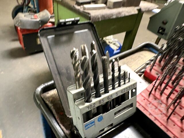 Carro de taller con contenido Workshop Trolley with Contents