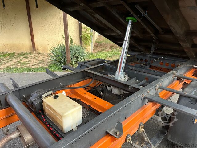 Fourgon benne basculante VW CRAFTER 4 MOTION 3-SEITENKIPPER AHK KLIMA SHZ