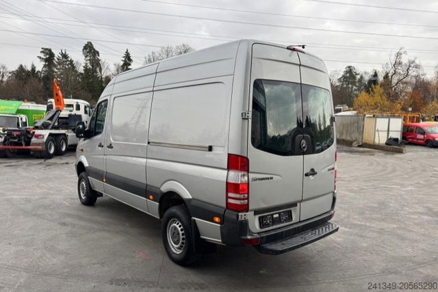 Fourgon MERCEDES-BENZ Sprinter 316CDI 4x4