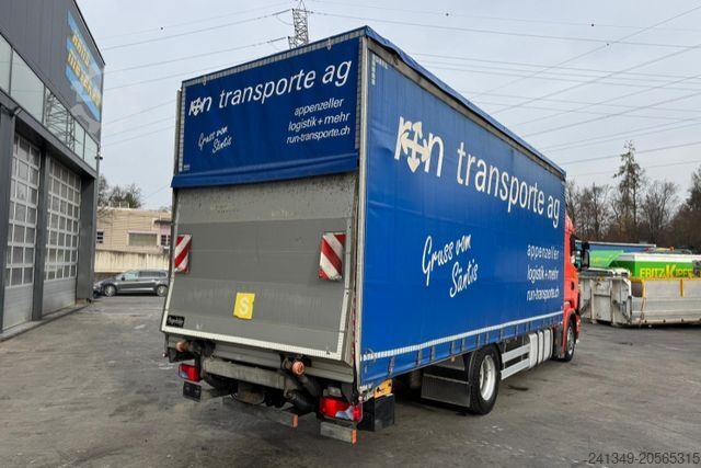 Flaklastbil med kapell SCANIA G400 4x2 Mega 3 M Innenhöhe