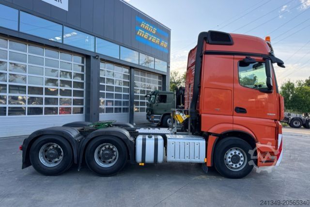 Zware vrachtwagen MERCEDES-BENZ Actros 3358 6x4 120T