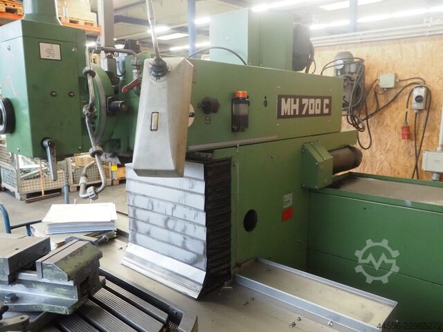 CNC univerzalna glodalica Maho MH700 C