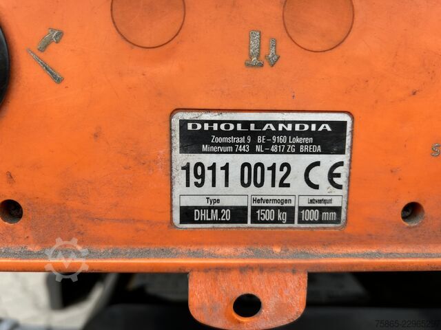 βαλίτσα Volvo FL 210 Euro 6 D / 12 Ton / 293 dkm / Box / Laad...