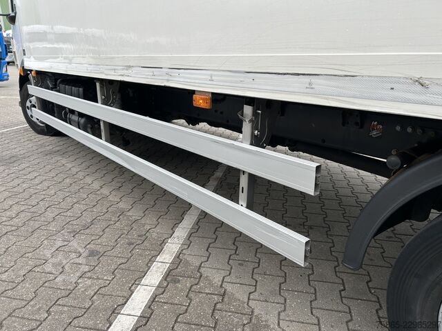 βαλίτσα Volvo FL 210 Euro 6 D / 12 Ton / 293 dkm / Box / Laad...