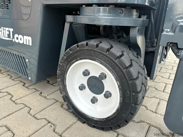 Four-way forklift Combilift CB3000// LPG // 2017 year /Toyota engine