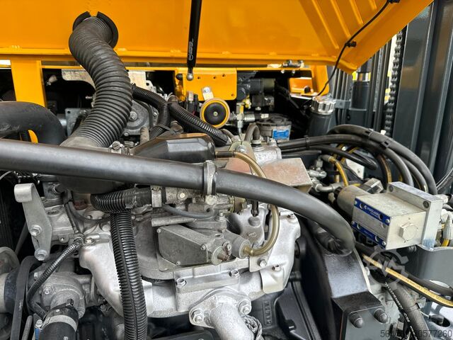 Four-way forklift Combilift CB3000// LPG // 2017 year /Toyota engine