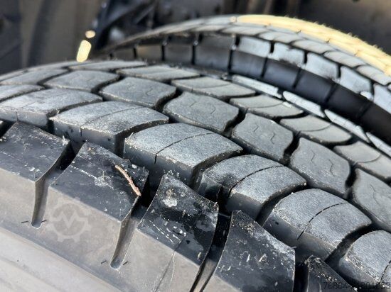 Standardni tegljač MAN TGX 4X2 470 RETARDER EURO 6 MAN TIPMATIC