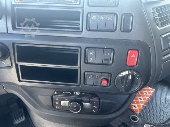 Φορτηγό εναλλασσόμενου αμαξώματος DAF XF 480 FAR BDF EURO 6 LIFTACHSE, RETARDER