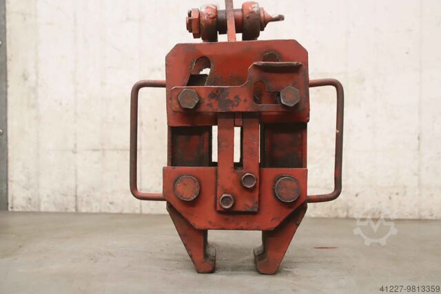 Materiale grab 1,000 kg unbekannt B04-Z10-1