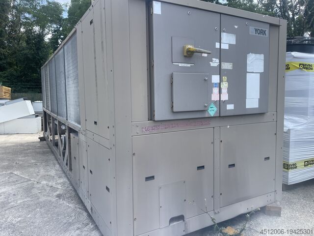 Køler chiller York YCIV770