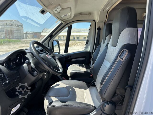 Lakókocsi/lakóautó Fiat Weinsberg Carabus 600 K | 4 Posti Letto | Completamente Attrezzato