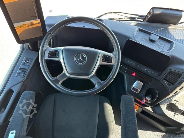 Φορτηγό κουτί (κουρμπαριστό)  eActros 400 L