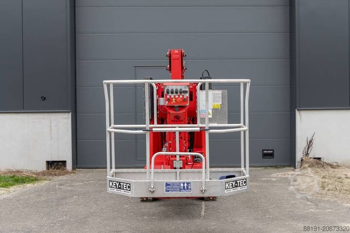 Mafsallı teleskopik çalışma platformu CMC S 19 N