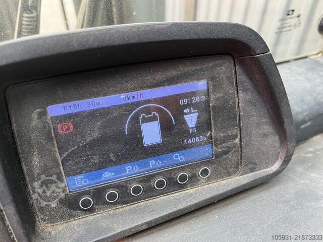 Elektrický 3kolový vysokozdvižný vozík Jungheinrich EFG216k