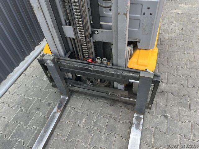 Elektrický 3kolový vysokozdvižný vozík Jungheinrich EFG216k