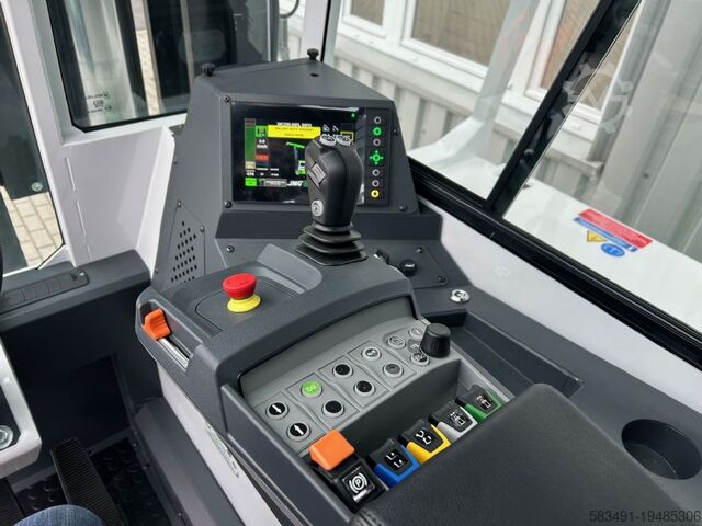 Περονοφόρο ανυψωτικό βαρέως τύπου - ηλεκτρικό JMG MC 250.09 FL