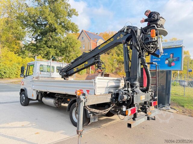 Vrachtwagen met kraanopbouw MERCEDES-BENZ Vario 816 Kipper Kran Selbstlader AHK