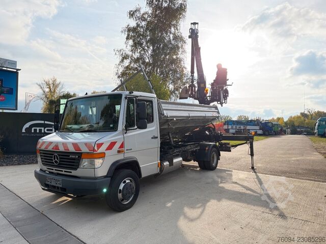 Vrachtwagen met kraanopbouw MERCEDES-BENZ Vario 816 Kipper Kran Selbstlader AHK