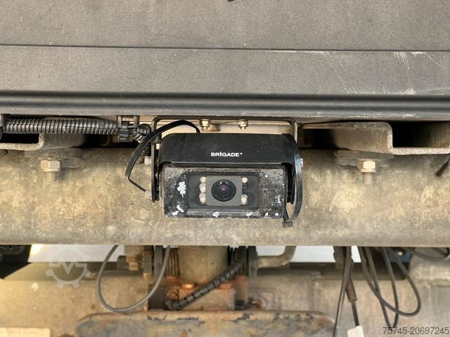 Box semitrailer WÜLLHORST *NEUWERTIG* 2T LBW * LIFT * LENK * AHK