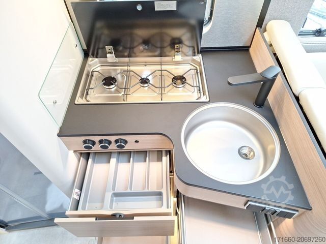 Integrated camper HYMER/ERIBA B-Klasse MC I 680 *Mod.26*Premium*Autarkie*