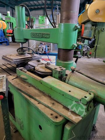 Omvorm- / Bijsnijmachine OMERA 1200