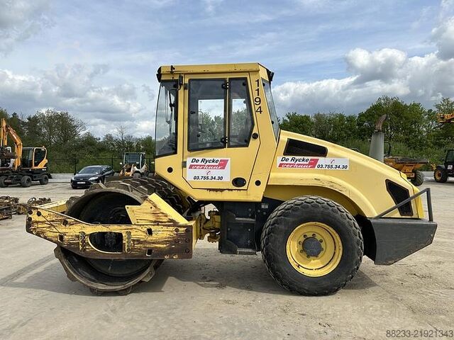 Glat rulle BOMAG BW177D-4